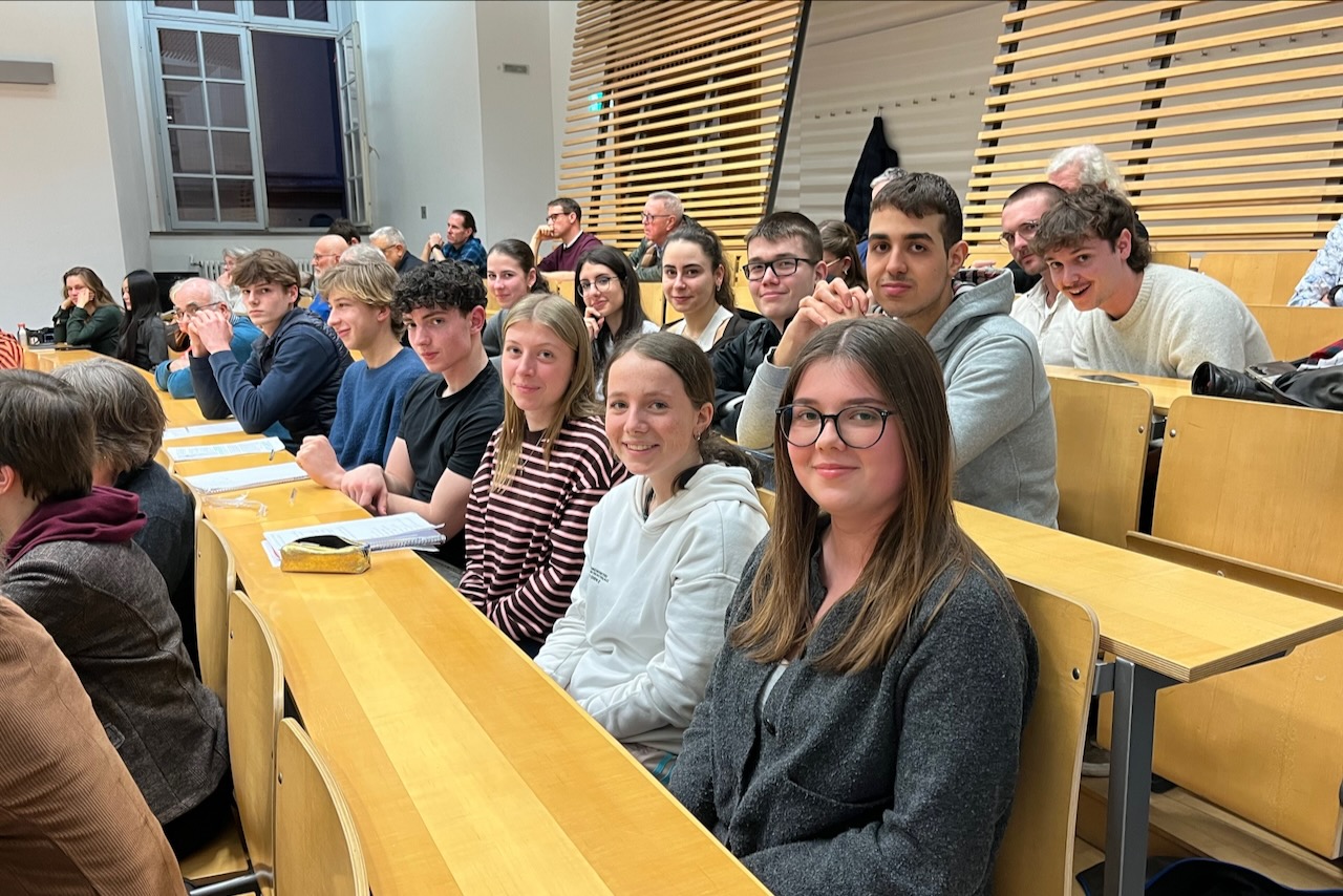 Ludwig Frank – Schüler*innen beim Vortrag von Prof. Philipp Gassert